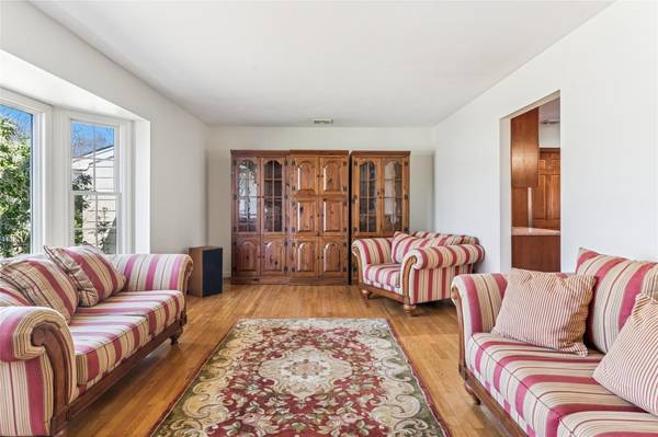 Hampton Bays, NY 11946,46 Neptune AVE