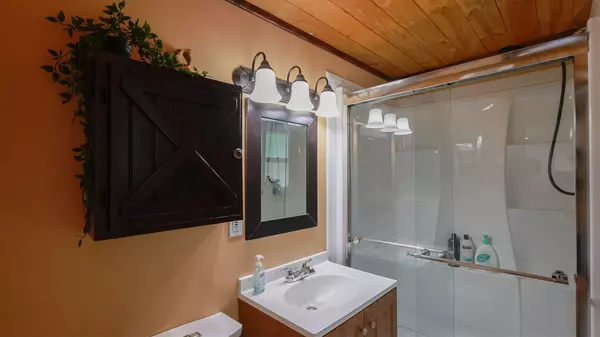 Hamden, NY 13782,604 Gregory Hollow RD