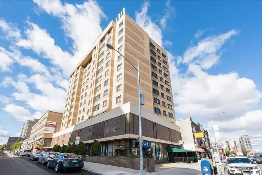 119-49 Union TPKE #9A, Forest Hills, NY 11375