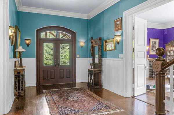 Garrison, NY 10524,996 Route 9D