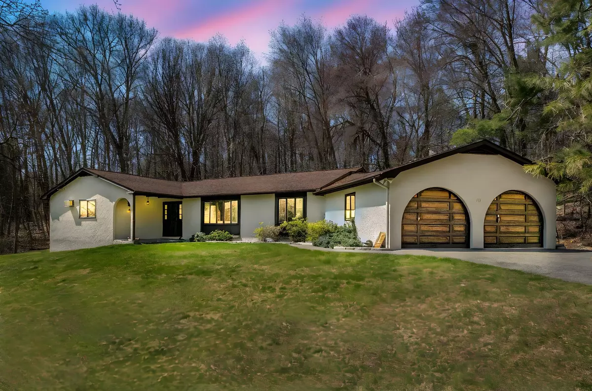 Carmel, NY 10512,171 Crane RD