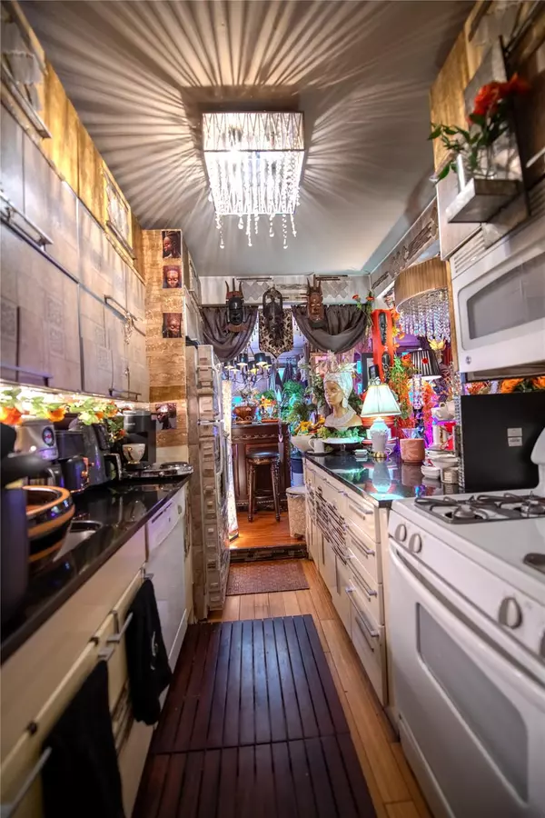 12205 Flatlands AVE #1E, Brooklyn, NY 11207