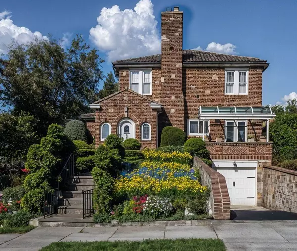 7 Central DR, Bronxville, NY 10708