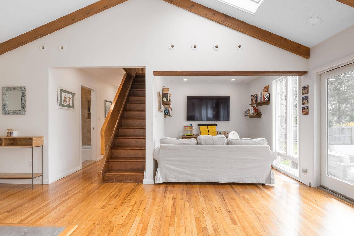 Huntington, NY 11743,35 Turtle Cove LN