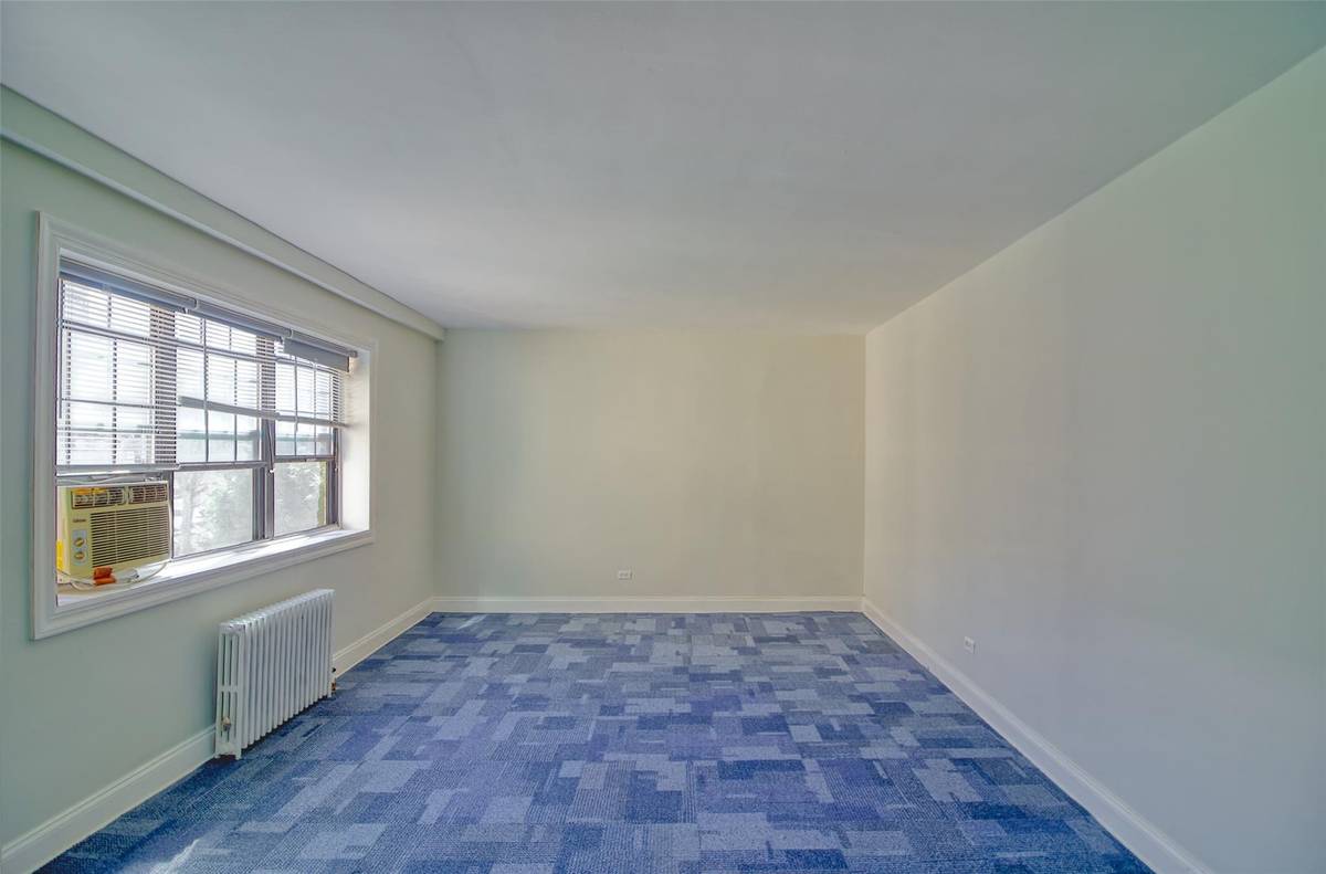 Kew Garden Hills, NY 11367,78-35 147th ST #2E