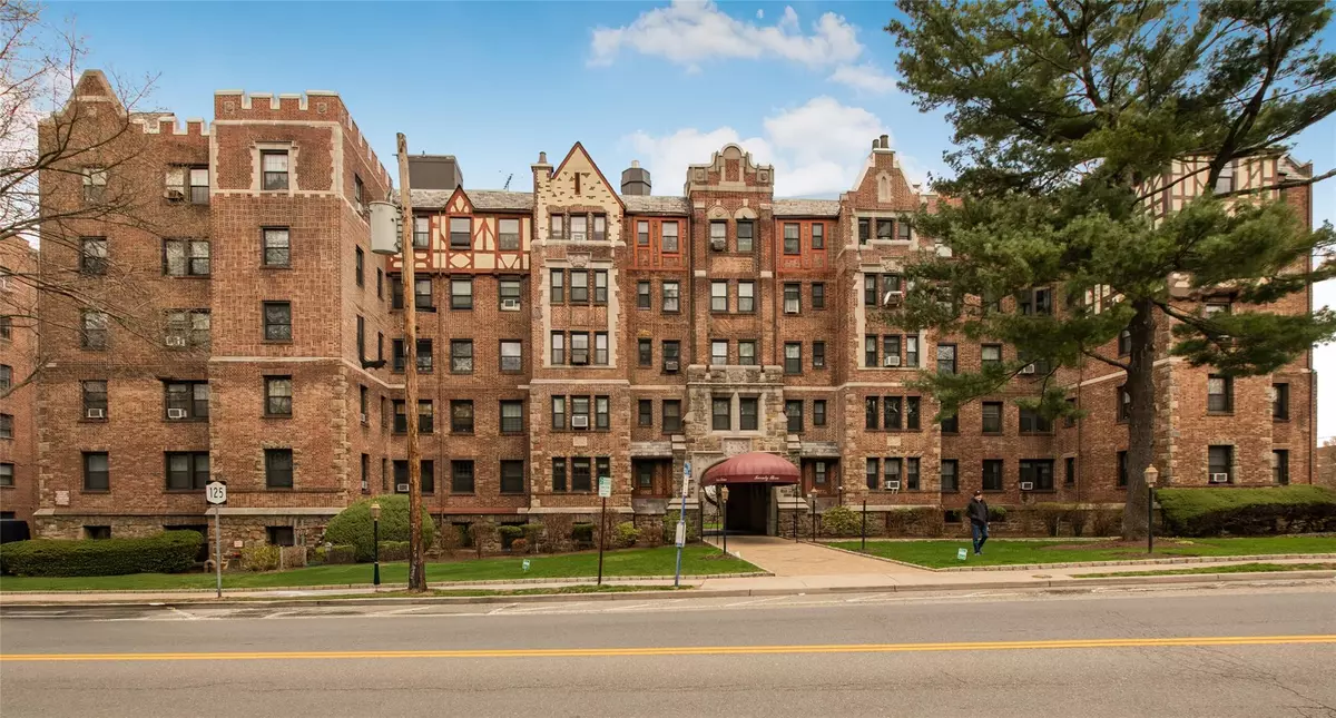 White Plains, NY 10605,23 Old Mamaroneck RD #5A