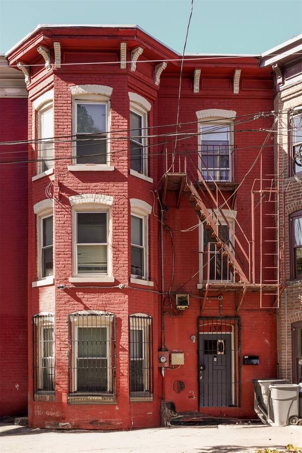 Newburgh, NY 12550,138 S Clark ST