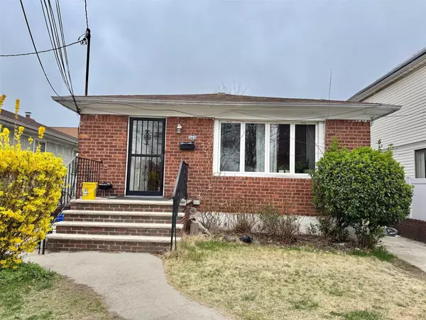 16410 Foch BLVD, Jamaica, NY 11434