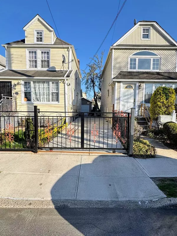 Jamaica, NY 11434,167-16 118th Ave AVE