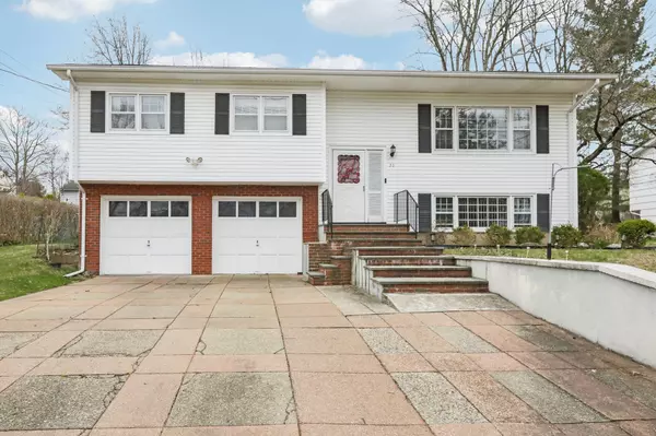 32 Harmony RD, Spring Valley, NY 10977