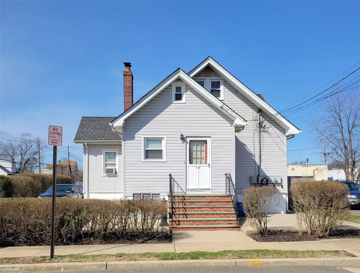 Freeport, NY 11520,96 Sportsmans AVE