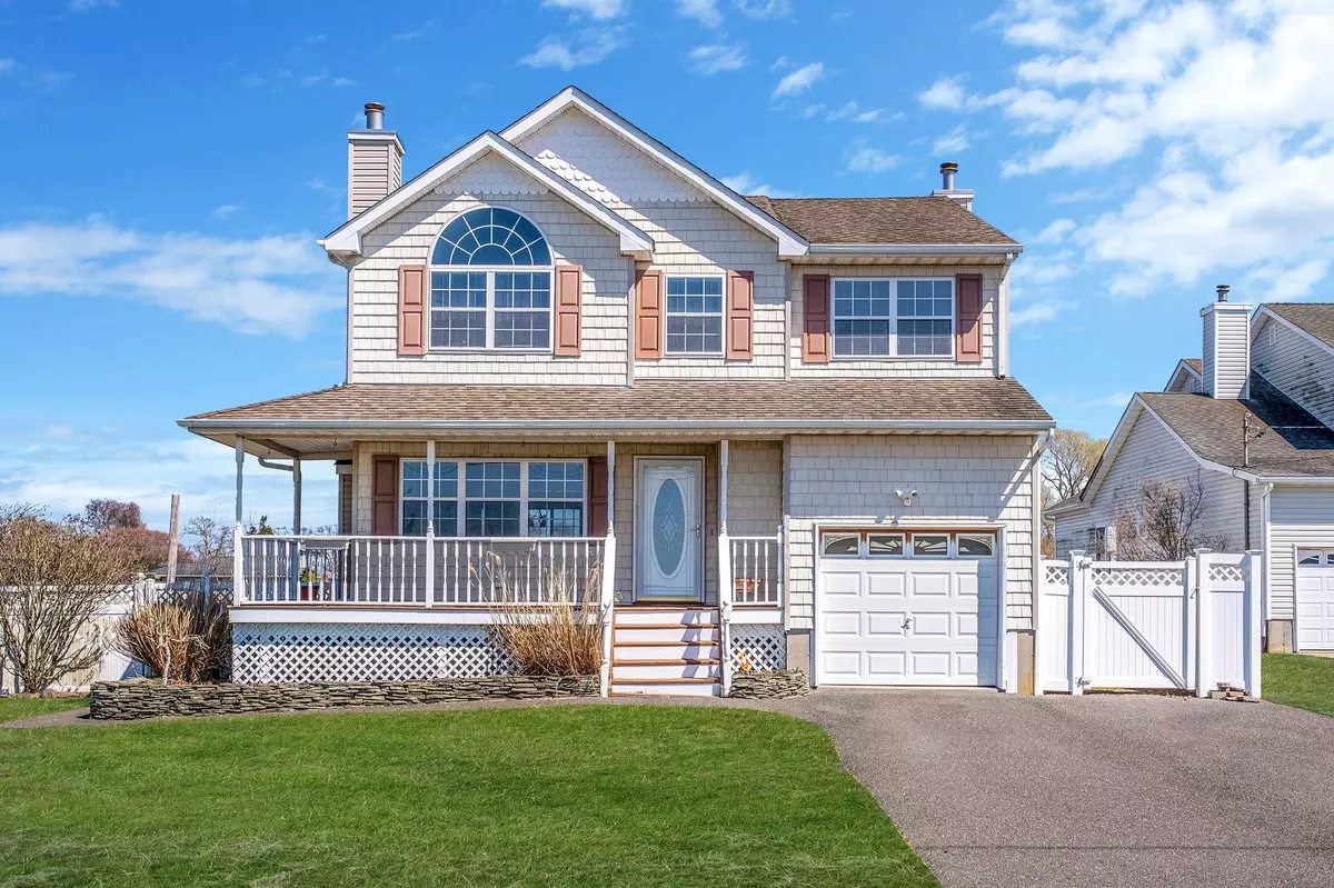 Shirley, NY 11967,97 Grandview DR