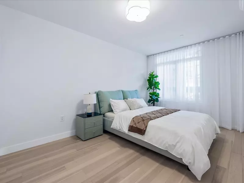 26-01 4th ST #6J, Astoria, NY 11102