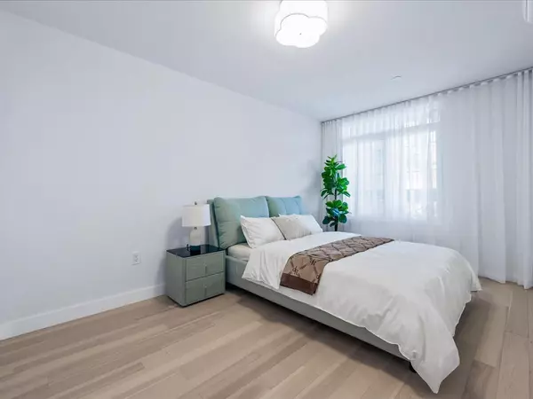 26-01 4th ST #6J, Astoria, NY 11102