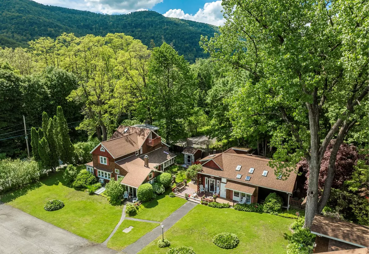 Phoenicia, NY 12464,589-595 Plank RD