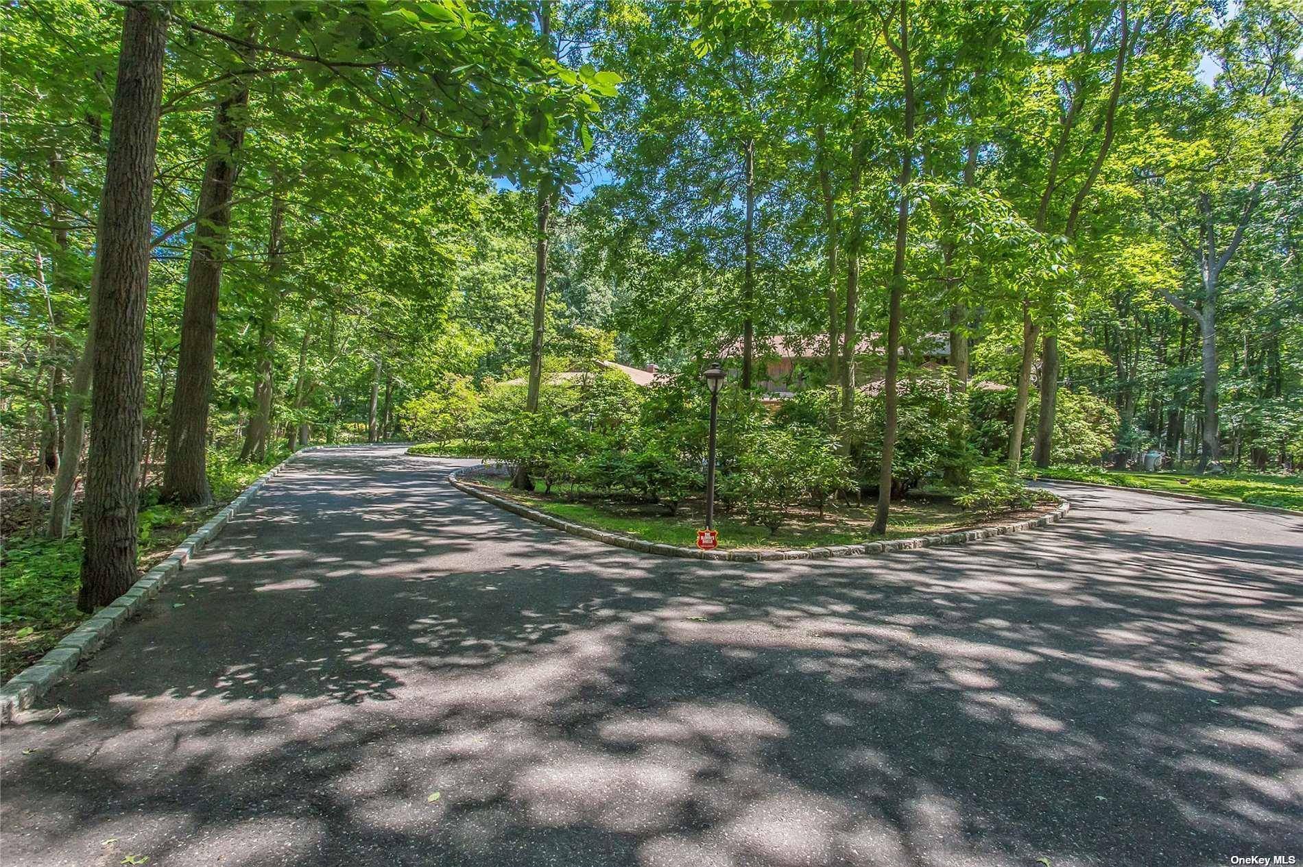 Port Jefferson, NY 11777,6 Cliffside DR