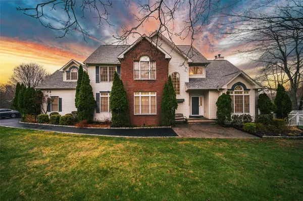 48 Duke DR, Carmel, NY 10512