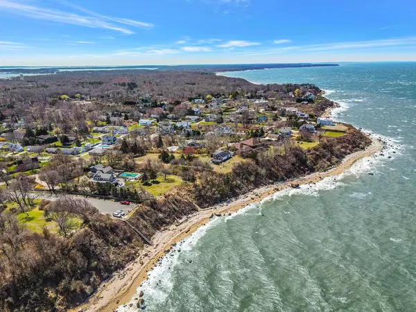 Greenport, NY 11944,1050 Tasker LN