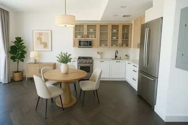 Long Island City, NY 11101,11-12 44 DR #5A