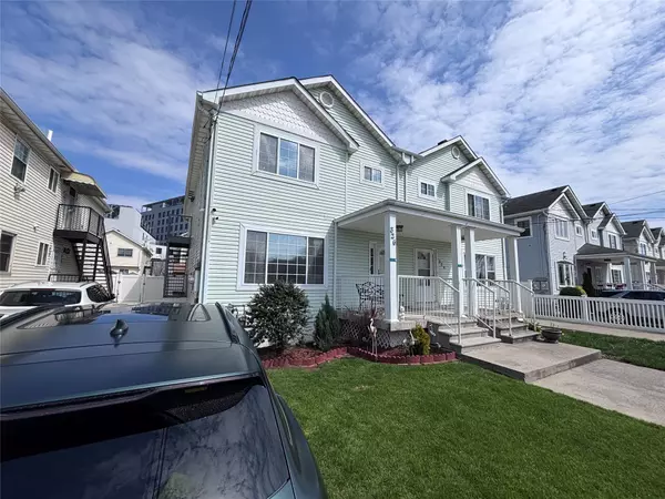 326 Beach 37 ST, Far Rockaway, NY 11691