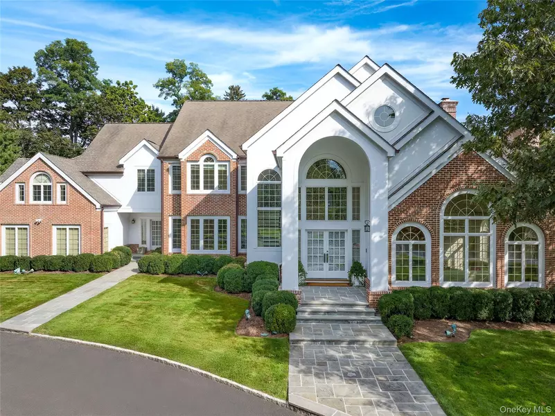 7 Coventry CT, Purchase, NY 10577