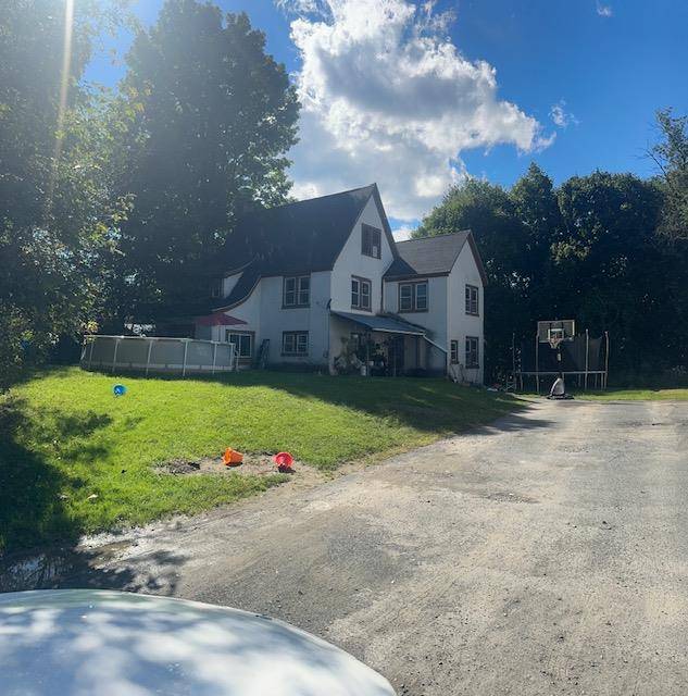 Livingston Manor, NY 12758,33 Pearl ST