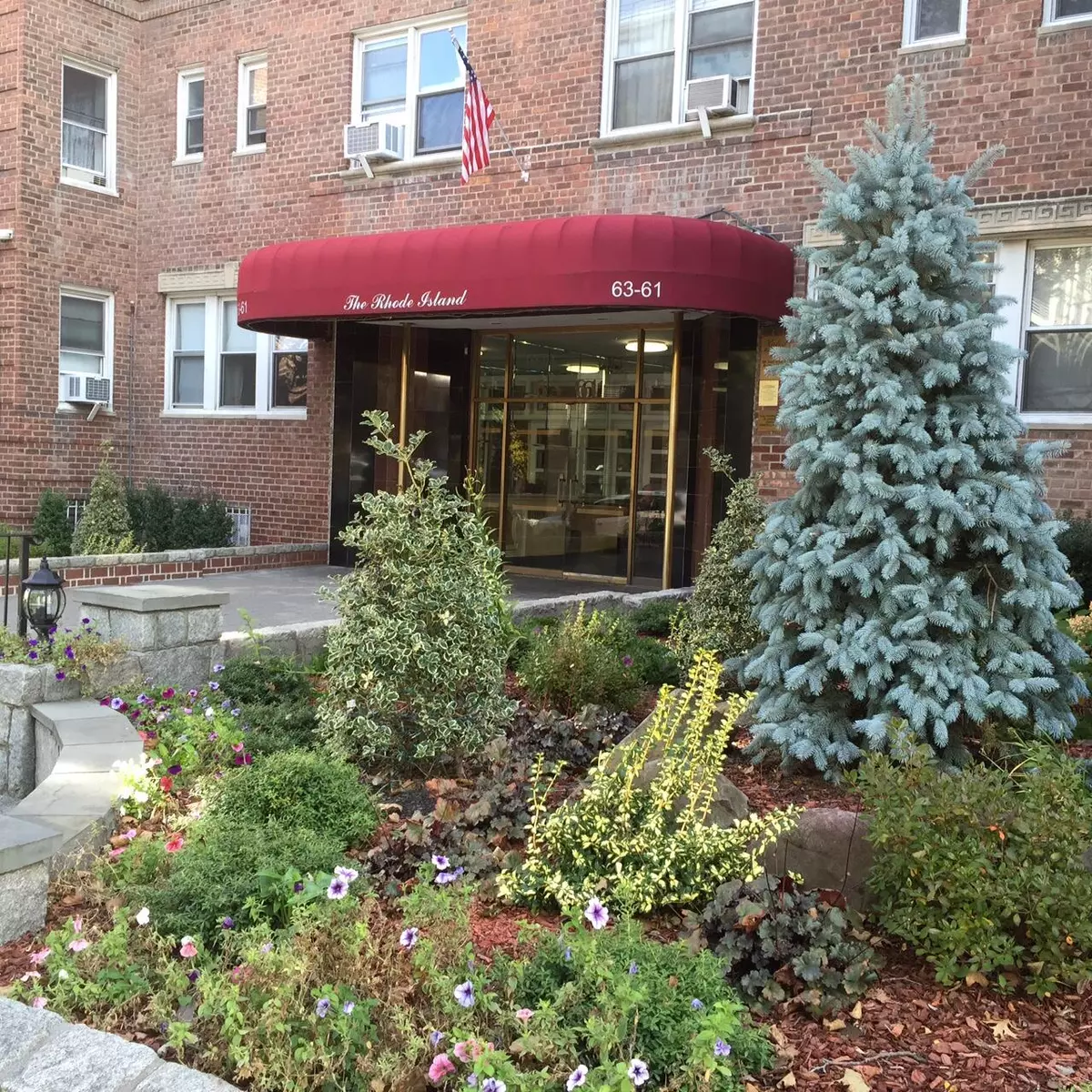 Rego Park, NY 11374,63-61 99th ST #A4