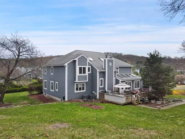 13 Cross RD, Cortlandt Manor, NY 10567