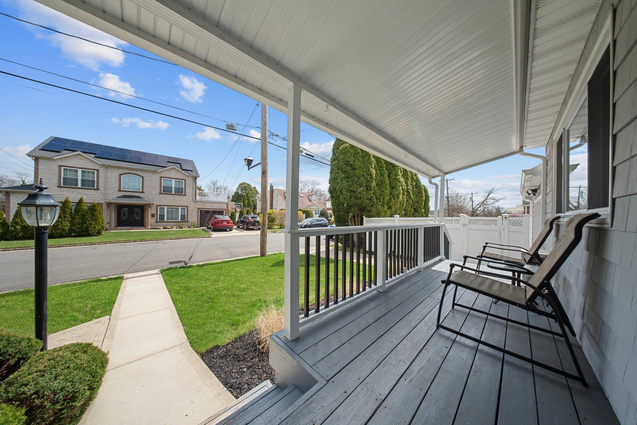 Albertson, NY 11507,2 Lee AVE