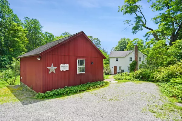 South Salem, NY 10590,100 East ST