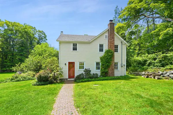 South Salem, NY 10590,100 East ST