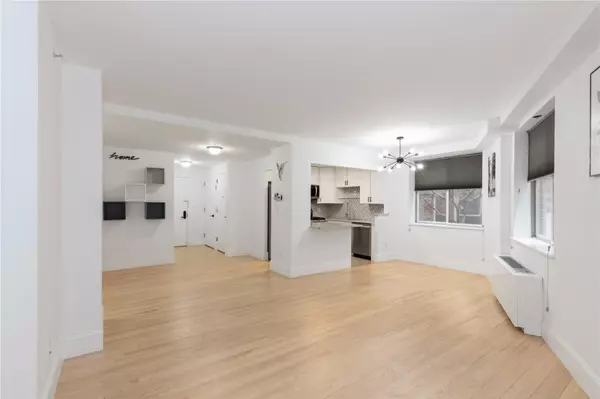Kew Gardens, NY 11418,116-11 Curzon RD #1B
