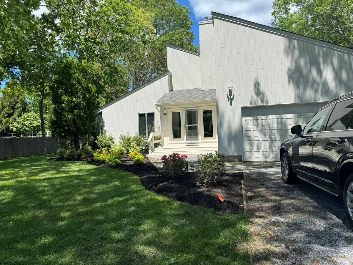 East Quogue, NY 11942,24 Head Of Lots RD