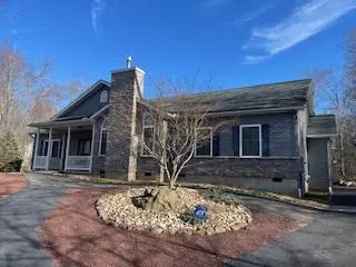 102 Lehigh River CT, Call Listing Agent, PA 18424