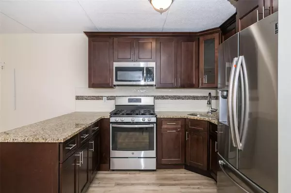Bronx, NY 10473,1894 Seward AVE