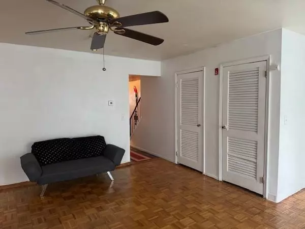 Middletown, NY 10941,6 Whitman CT