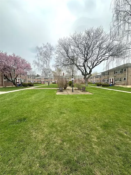 150-53 70th Rd #18A, Flushing, NY 11367