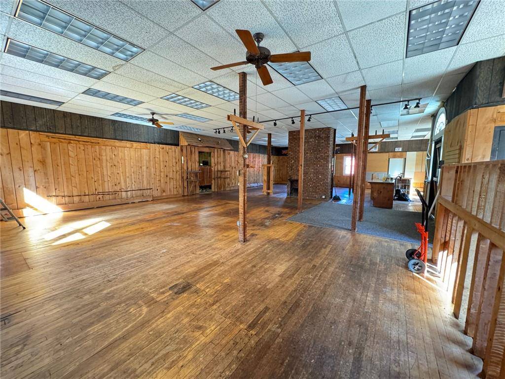 Mohegan Lake, NY 10547,3256-3258 Main ST