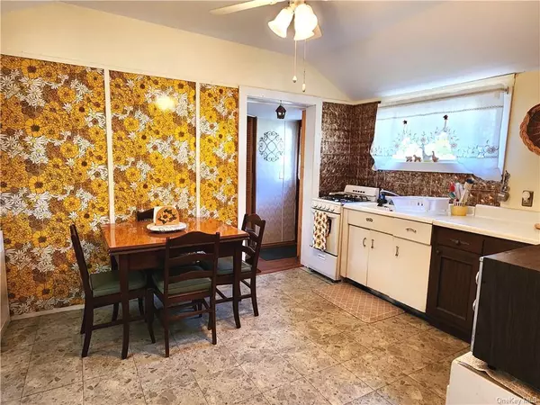 Smallwood, NY 12778,74 E Thompson PL