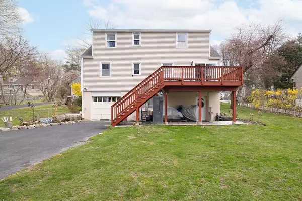 White Plains, NY 10607,9 Durham RD