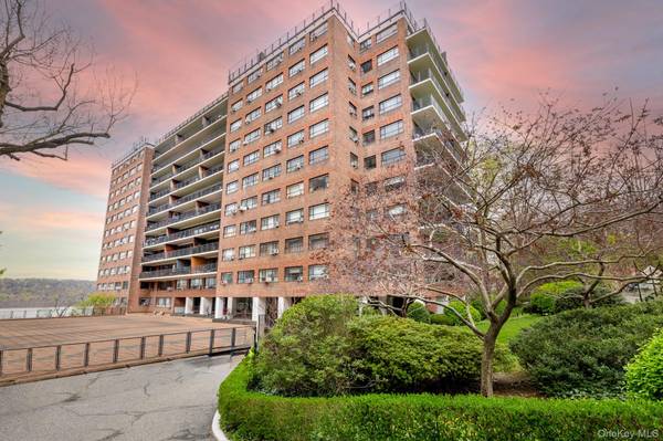 2727 Palisade AVE #14A, Bronx, NY 10463