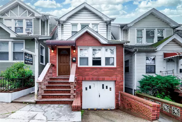 Woodhaven, NY 11421,8521 80th ST