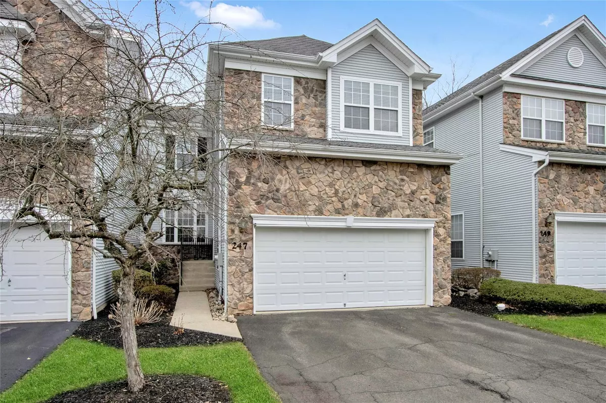 Tuxedo Park, NY 10987,247 Woodlands DR