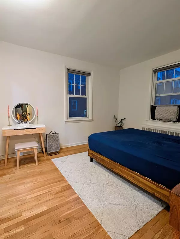 Rockville Centre, NY 11570,200 N Village AVE #Apt B1