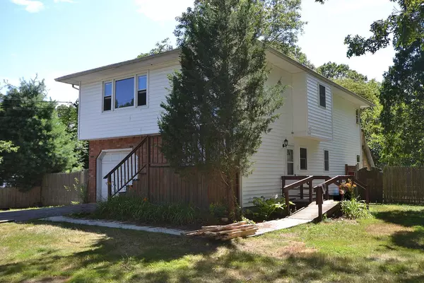 Shirley, NY 11967,111 Maple AVE