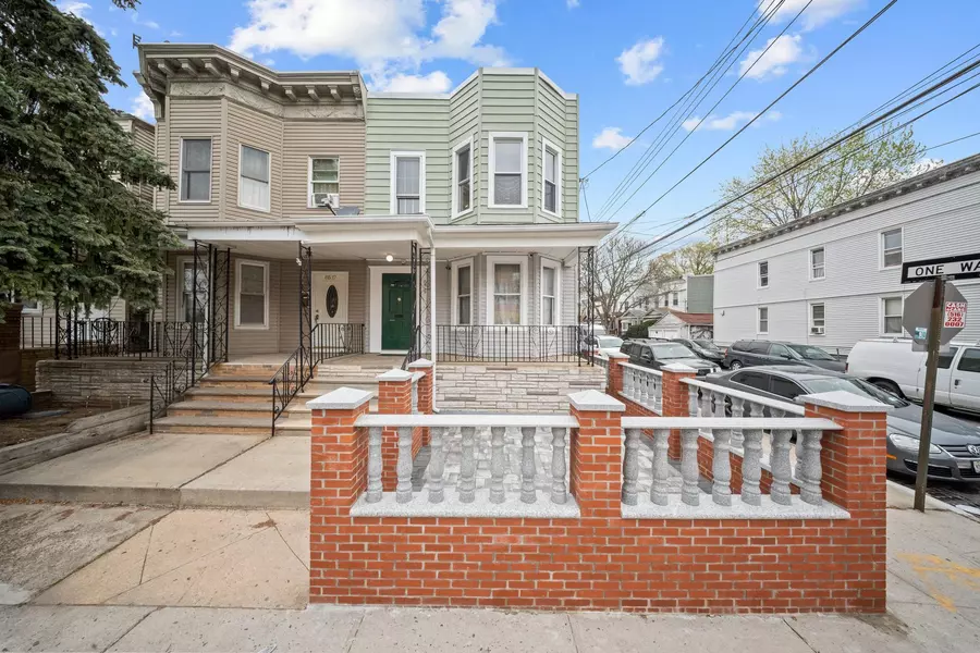 85-19 89th AVE, Woodhaven, NY 11421