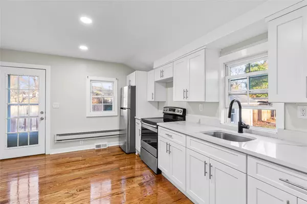 Mastic Beach, NY 11951,129 Locust DR