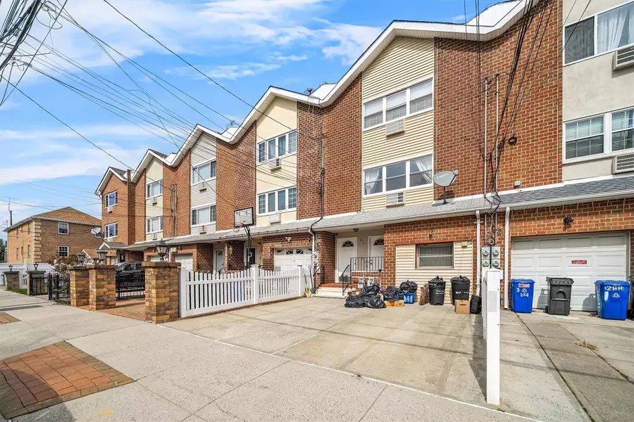 270 Robinson AVE, Bronx, NY 10465