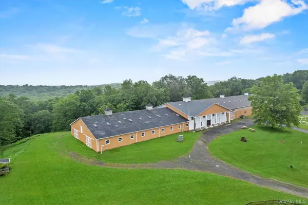 Campbell Hall, NY 10916,173 Sarah Wells Trail