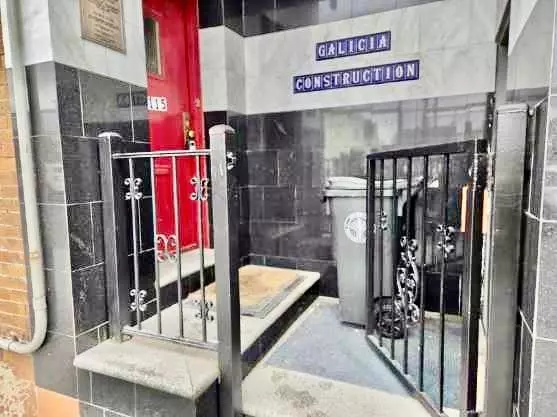 Jamaica, NY 11423,91-15 188th ST
